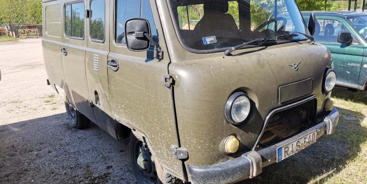 UAZ