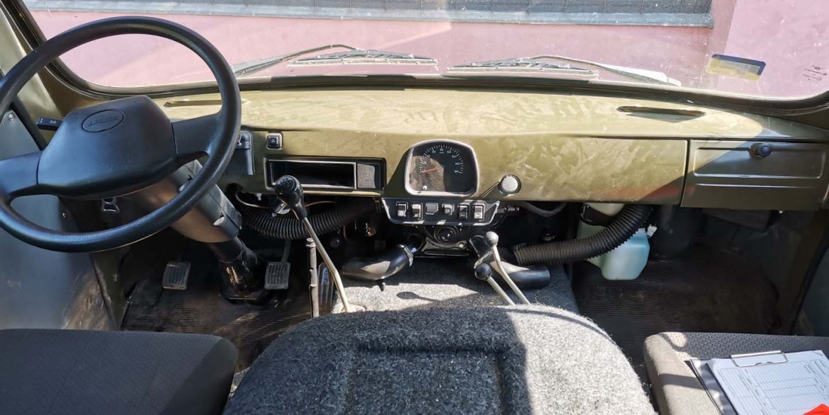 UAZ